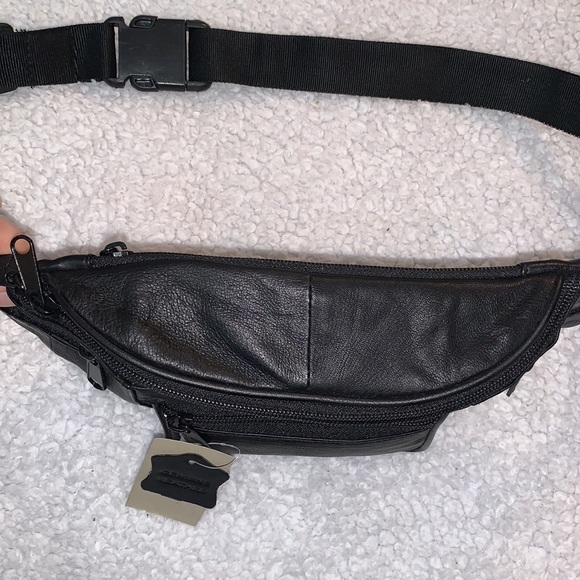 Black Genuine Leather Belt Bag / Fanny Pack - Picture 8 of 16